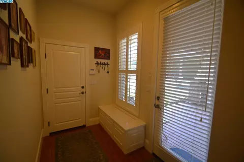 3423 E Hillcrest Ave, Visalia, CA 93292 photo 30