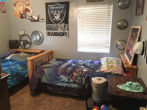603 E Sequoia Ave, Visalia, CA 93292 photo 8