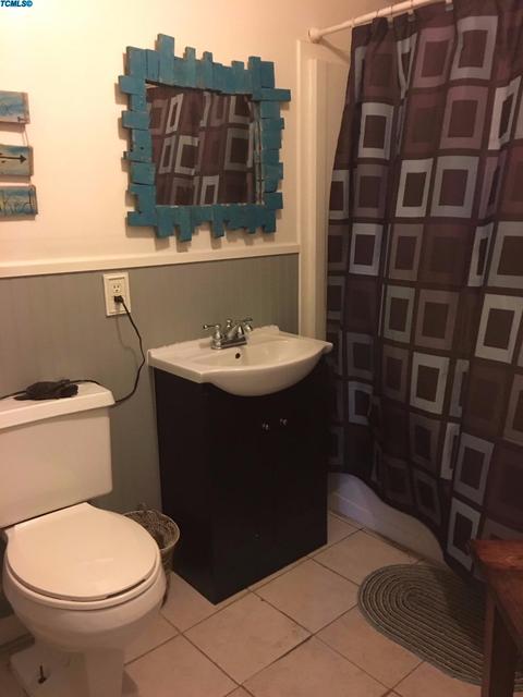 603 E Sequoia Ave, Visalia, CA 93292 photo 9