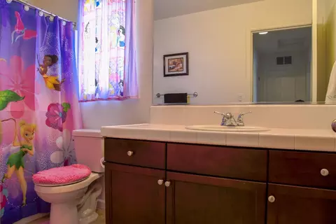 570 Visconti St, Lemoore, CA 93245 photo 17
