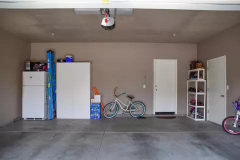 570 Visconti St, Lemoore, CA 93245 photo 23