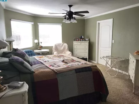 2447 E Mary Ave, Visalia, CA 93292 photo 12