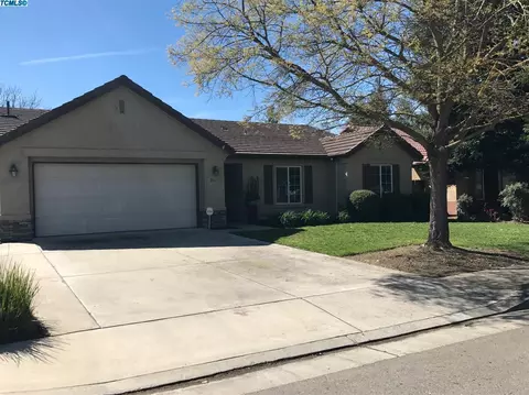 2447 E Mary Ave, Visalia, CA 93292 photo 2
