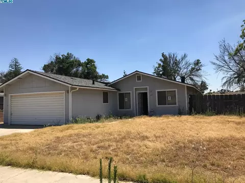 1619 E Levin Ave, Tulare, CA 93274 photo 1