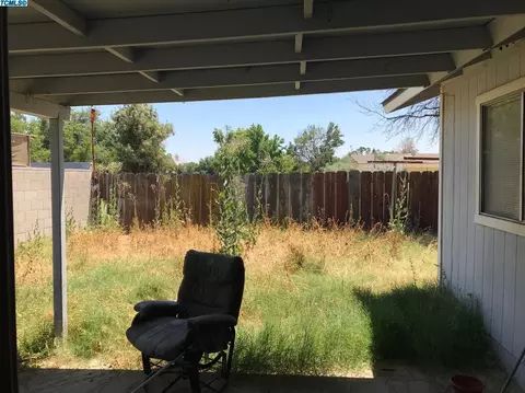 1619 E Levin Ave, Tulare, CA 93274 photo 11