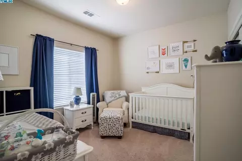 935 Birch Ave, Lemoore, CA 93245 photo 9