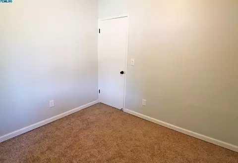 204 Colfax Ave, Modesto, CA 95354 photo 32