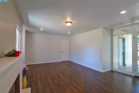 204 Colfax Ave, Modesto, CA 95354 photo 13