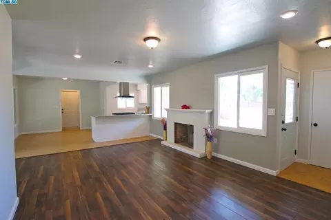 204 Colfax Ave, Modesto, CA 95354 photo 11