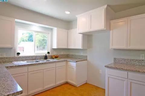 204 Colfax Ave, Modesto, CA 95354 photo 18