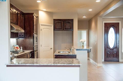 3026 E Beech Ct, Visalia, CA 93292 photo 15