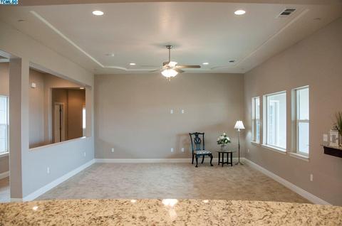 3026 E Beech Ct, Visalia, CA 93292 photo 19
