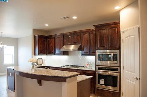 3026 E Beech Ct, Visalia, CA 93292 photo 9