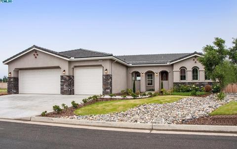 3026 E Beech Ct, Visalia, CA 93292 photo 1