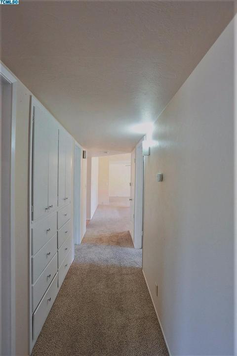 2126 E Howard Ave, Visalia, CA 93292 photo 8