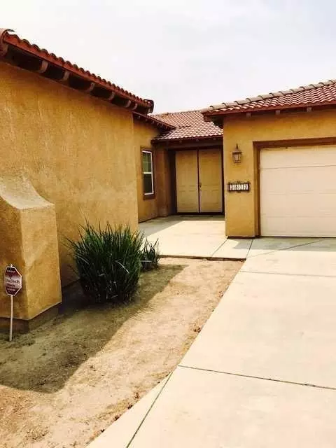 3813 E Cambridge Ave, Visalia, CA 93292 photo 2