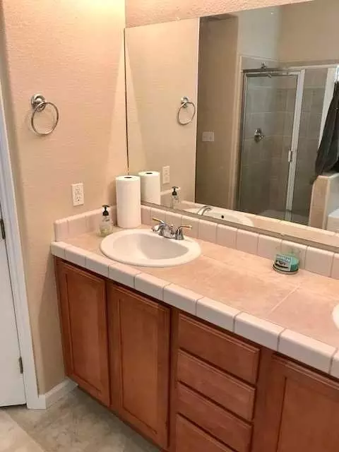 3813 E Cambridge Ave, Visalia, CA 93292 photo 17