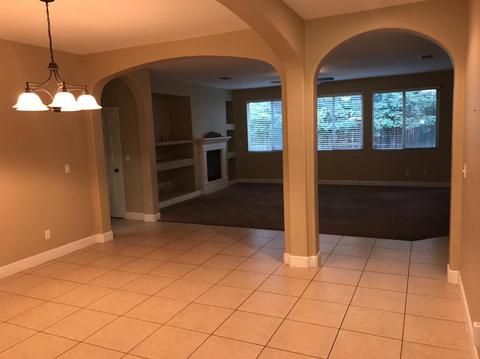 3747 E Harter Ct, Visalia, CA 93292 photo 5