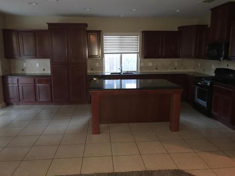 3747 E Harter Ct, Visalia, CA 93292 photo 6