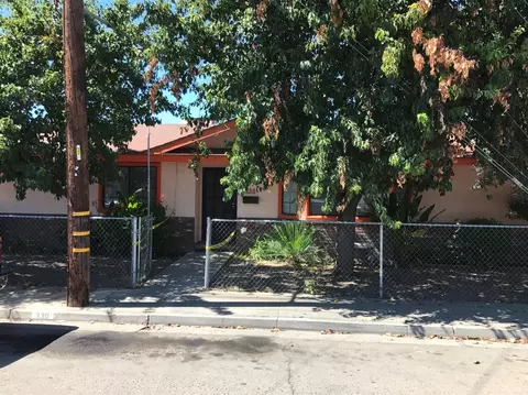330 E Vine Ave, Visalia, CA 93291 photo 1