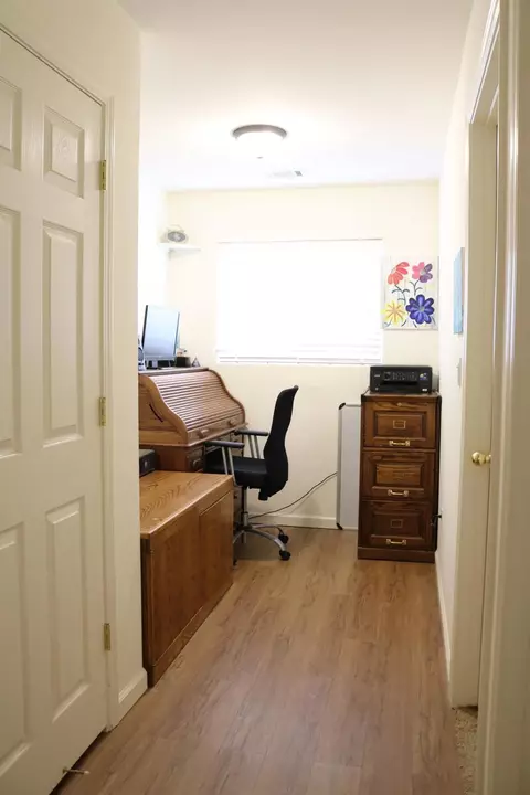 2512 E Chestnut Ave, Visalia, CA 93292 photo 7