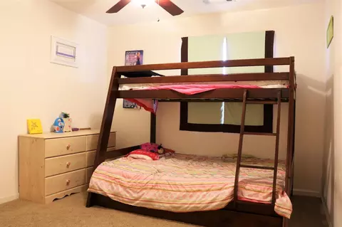 2512 E Chestnut Ave, Visalia, CA 93292 photo 8