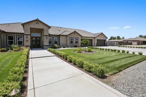 2207 W Benton Ct, Exeter, CA 93221 photo 4