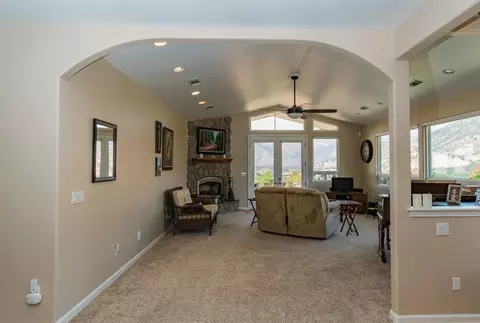 40653 Crystal Dr, Three Rivers, CA 93271 photo 5