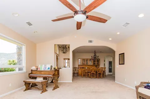 40653 Crystal Dr, Three Rivers, CA 93271 photo 8