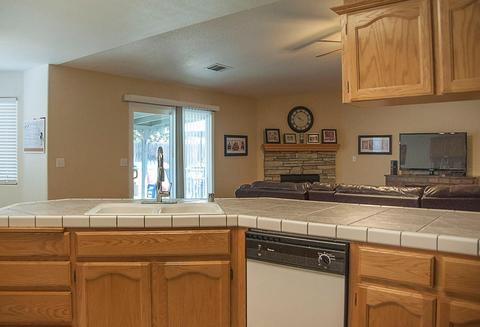 2606 E Cherry Ave, Visalia, CA 93292 photo 22