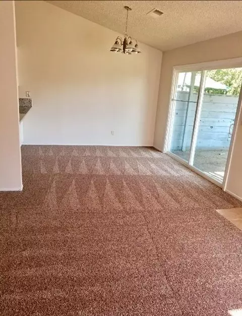 815 E Harold Ave, Visalia, CA 93292 photo 4