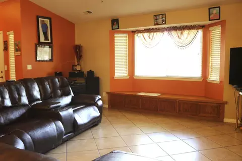 4100 E Sue Ave, Visalia, CA 93292 photo 4