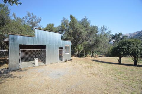 43530 Sierra Dr, Three Rivers, CA 93271 photo 6