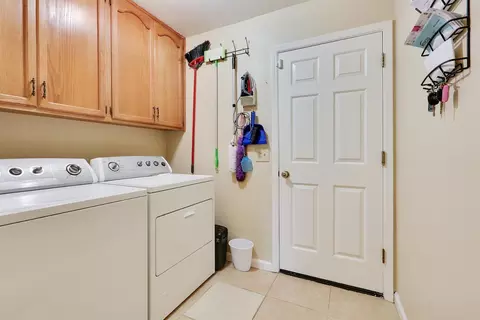 2828 E Parker Ct, Visalia, CA 93292 photo 18