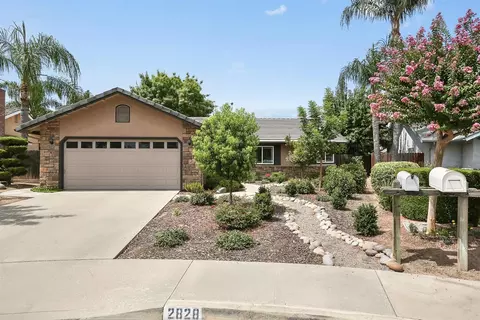 2828 E Parker Ct, Visalia, CA 93292 photo 1