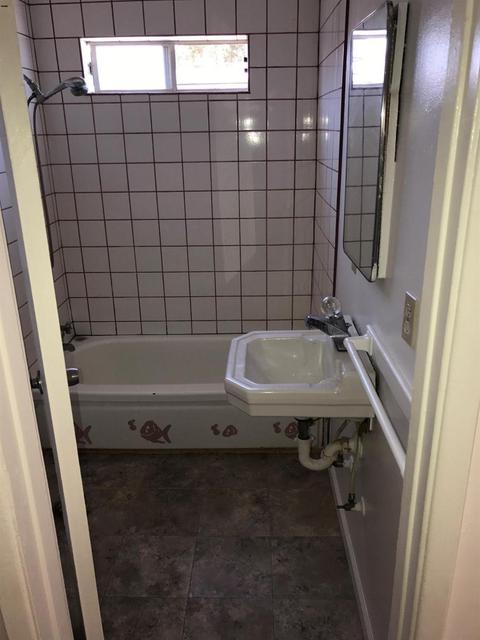 618 N E St, Tulare, CA 93274 photo 10