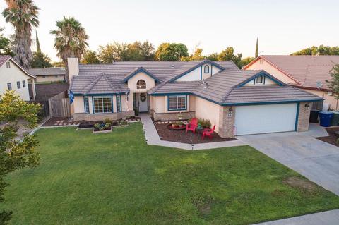 316 Avalon Dr, Lemoore, CA 93245 photo 2