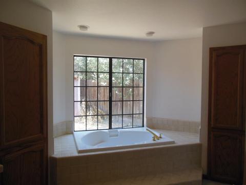 690 Montecito Ct, Lemoore, CA 93245 photo 16