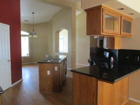4135 E Laurel Ave, Visalia, CA 93292 photo 8