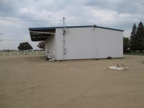 3107 E Cross Ave, Tulare, CA 93274 photo 41