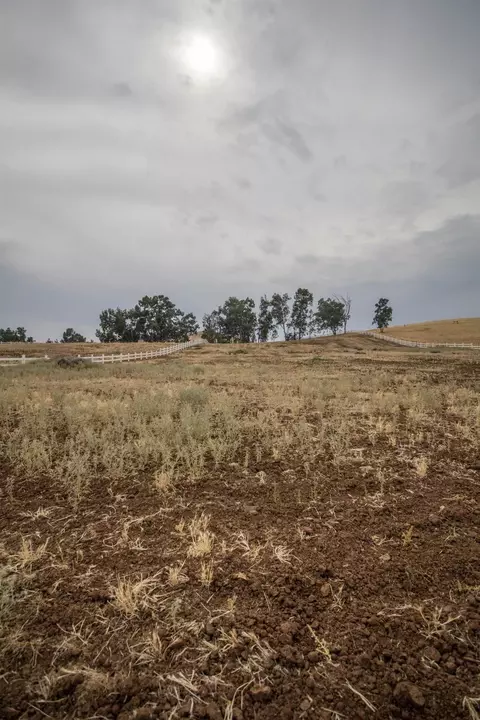 30885 Angus Loop, Springville, CA 93265 photo 10