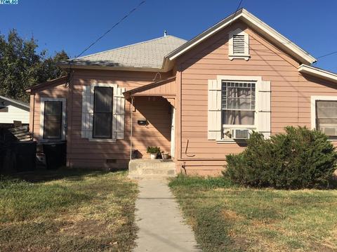 128 E Myrtle St, Hanford, CA 93230 photo 2