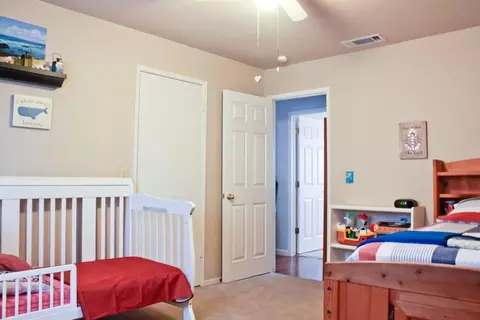 11687 Carleton Ave, Tulare, CA 93274 photo 16