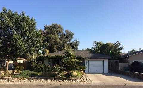 1005 E Kaweah, Visalia, CA 93292 photo 2