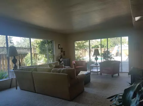 950 E Cross Ave, Tulare, CA 93274 photo 6