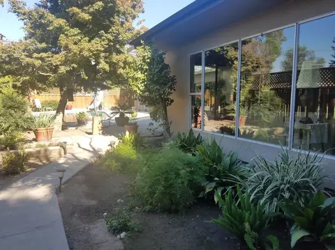 950 E Cross Ave, Tulare, CA 93274 photo 21