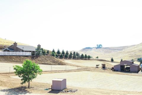 30371 Sunrise Meadow Dr, Exeter, CA 93221 photo 1