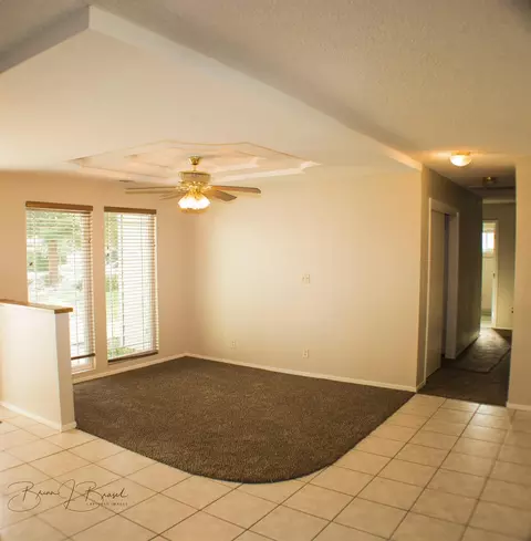 1212 E Rose Ct, Visalia, CA 93292 photo 6