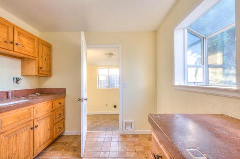 597 W Prosperity, Tulare, CA 93274 photo 13