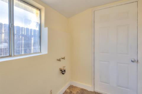 597 W Prosperity, Tulare, CA 93274 photo 14